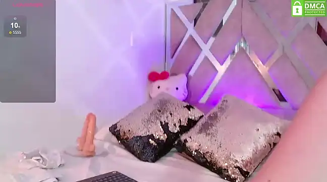 LauryMoons online show from 02-20-25, 10:48