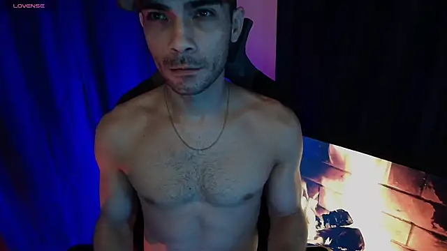 sexyboycolombi4 online show from 02-08-26, 09:13