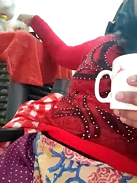 Snapshot of IslamicPimento chatting on 12-24-24, 10:01 IslamicPimento online show from 12-24-24, 10:01