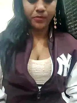 Snapshot of IslamicPimento chatting on 01-08-25, 06:09 IslamicPimento online show from 01-08-25, 06:09