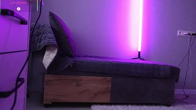 888 666 online show from 09-10-25, 02:11