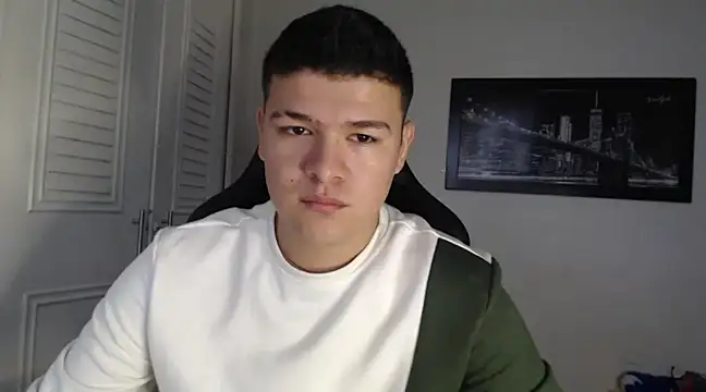 Plug Control online show from 01-05-25, 01:36