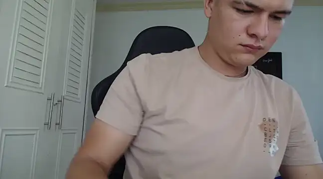 Plug Control online show from 02-02-25, 05:15