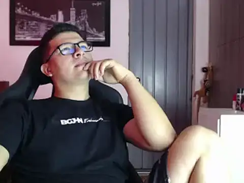 Plug Control online show from 02-23-25, 03:40