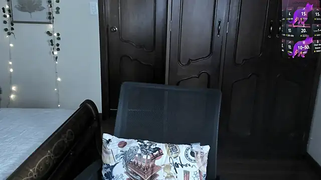 Snapshot of BlueBerry____ chatting on 09-18-25, 09:50 BlueBerry     online show from 09-18-25, 09:50