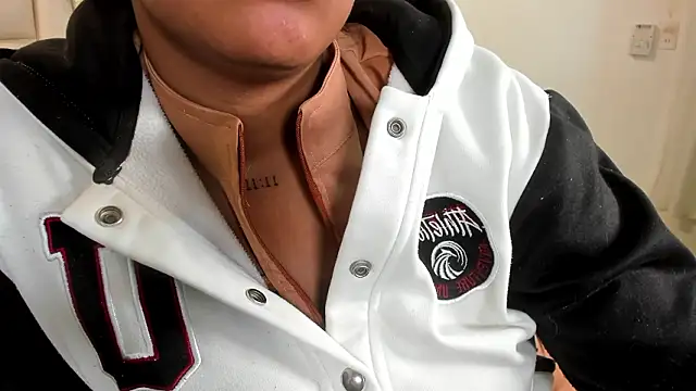 lia mariana online show from 01-17-26, 02:44