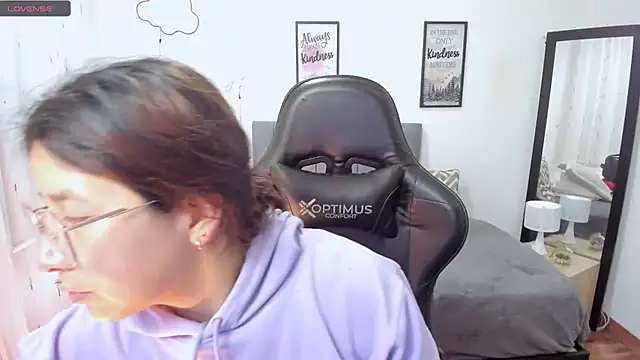 Amy joones online show from 09-18-25, 11:45