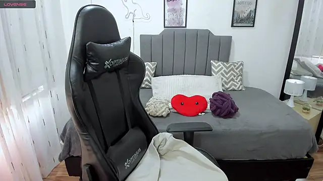 Amy joones online show from 09-23-25, 11:57