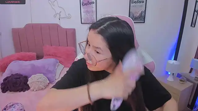 Amy joones online show from 11-15-25, 12:56