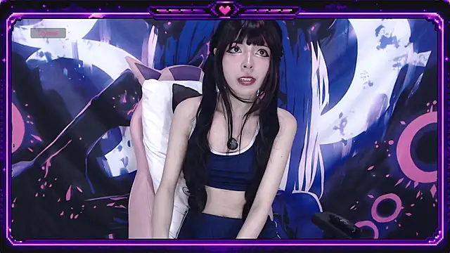 Snapshot of Miahparker chatting on 07-14-26, 10:21 Miahparker online show from 07-14-26, 10:21