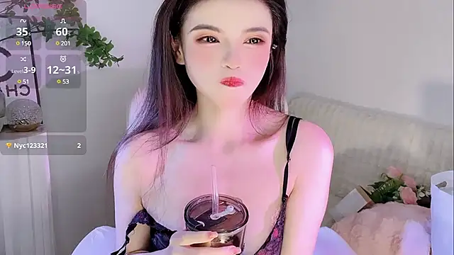 --xixi-- online show from 02-04-25, 07:22