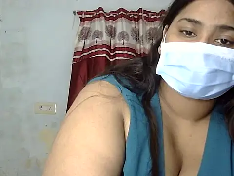 cutelady65 online show from 10-05-25, 04:05