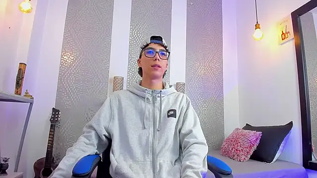 Nikolay Gregori online show from 02-11-25, 07:54