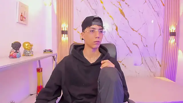 Nikolay Gregori online show from 01-16-26, 04:05