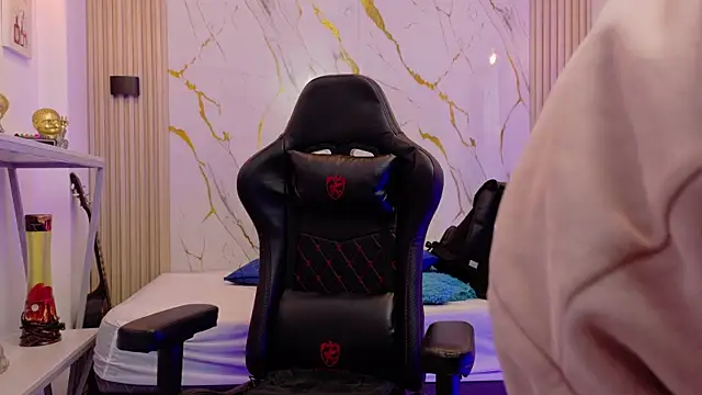 Nikolay Gregori online show from 07-06-26, 04:09