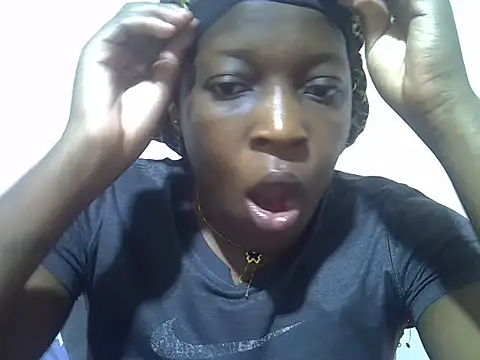 miss tash online show from 12-14-25, 08:02