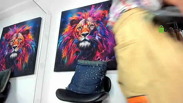 Snapshot of Pantera_black_21 chatting on 12-14-24, 04:56 Pantera black 21 online show from 12-14-24, 04:56