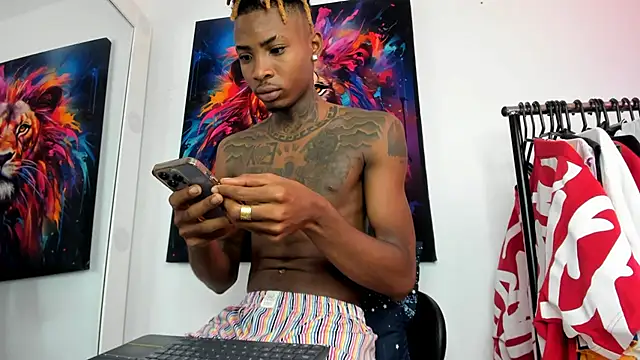 Snapshot of Pantera_black_21 chatting on 12-16-24, 06:16 Pantera black 21 online show from 12-16-24, 06:16