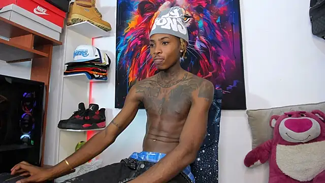 Snapshot of Pantera_black_21 chatting on 09-15-25, 09:04 Pantera black 21 online show from 09-15-25, 09:04