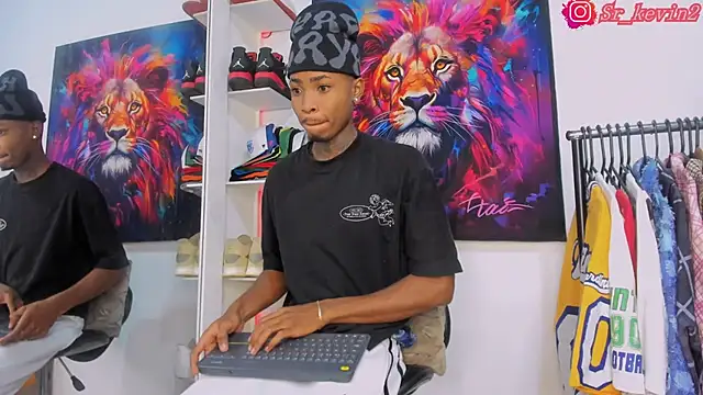 Snapshot of Pantera_black_21 chatting on 11-07-25, 08:47 Pantera black 21 online show from 11-07-25, 08:47