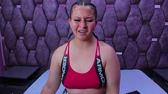 Snapshot of AlaSmith chatting on 11-09-25, 02:21 AlaSmith online show from 11-09-25, 02:21