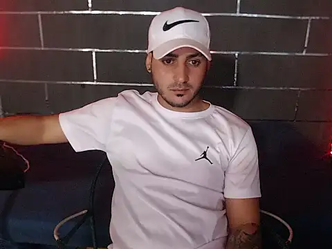 xxxxhotxoxo online show from 05-18-26, 05:46