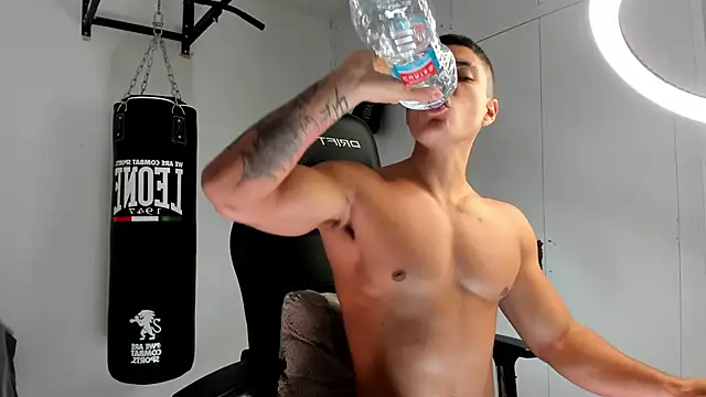 dan01  online show from 11-12-25, 01:33