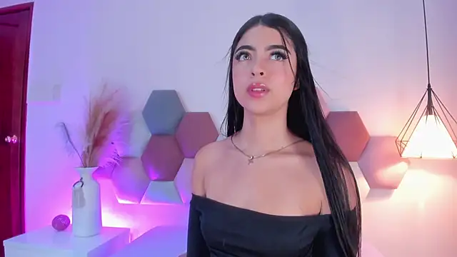 SiennaVidaal online show from 12-04-24, 06:17