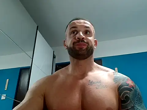 Magnificmuscles89 online show from 02-02-25, 04:00