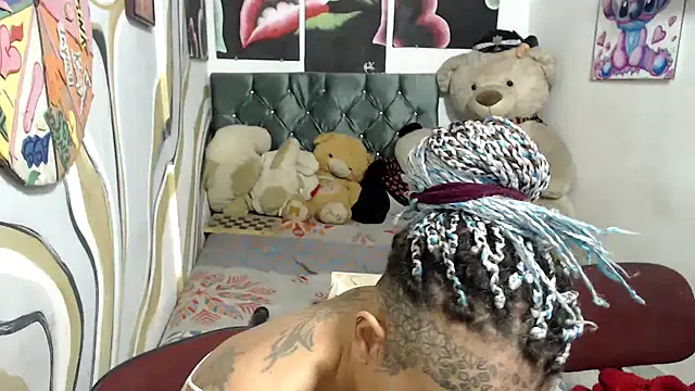 Snapshot of manzanahot9 chatting on 11-11-25, 09:42 manzanahot9 online show from 11-11-25, 09:42