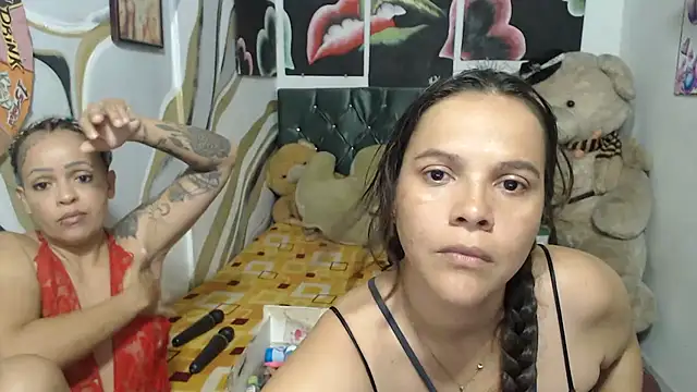 Snapshot of manzanahot9 chatting on 11-20-25, 03:07 manzanahot9 online show from 11-20-25, 03:07