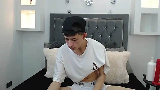 MaikCarver online show from 01-10-25, 07:25