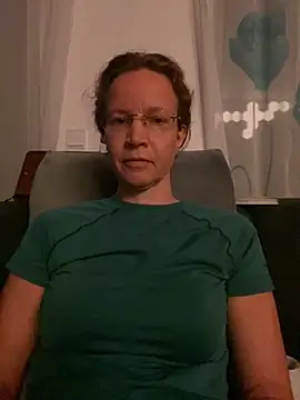 Snapshot of AnnikaRose chatting on 11-17-25, 06:52 AnnikaRose online show from 11-17-25, 06:52