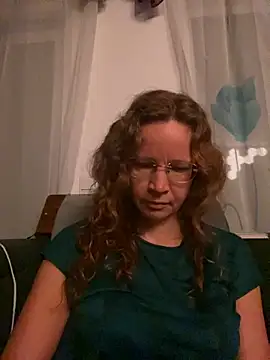 Snapshot of AnnikaRose chatting on 11-20-25, 06:46 AnnikaRose online show from 11-20-25, 06:46