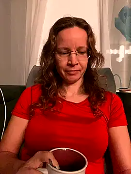 Snapshot of AnnikaRose chatting on 12-03-25, 06:43 AnnikaRose online show from 12-03-25, 06:43