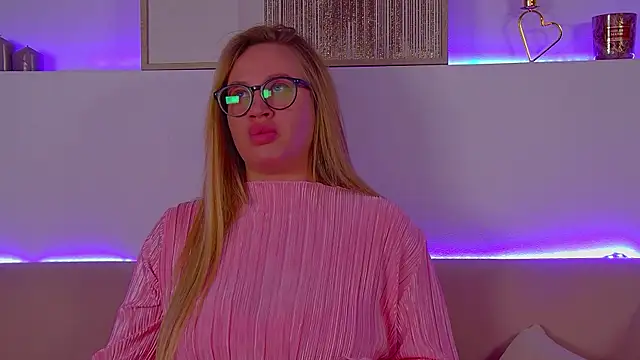 MariaNeumann online show from 03-16-25, 04:52