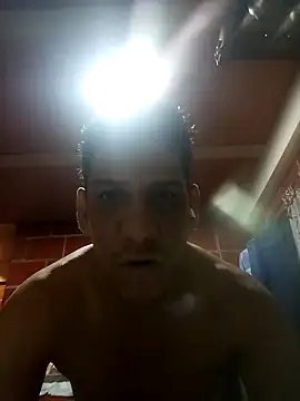 Snapshot of Elvergon3456 chatting on 10-19-25, 06:47 Elvergon3456 online show from 10-19-25, 06:47