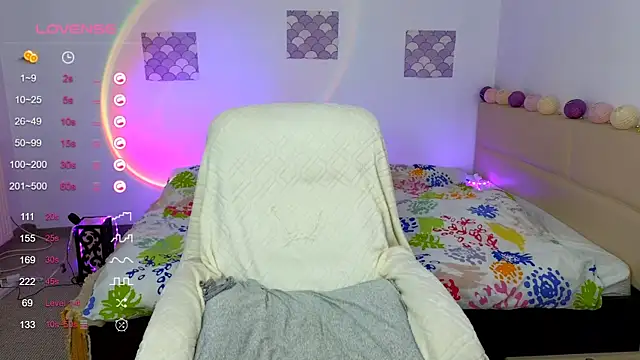 MiaMiki online show from 01-15-25, 08:48