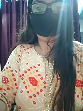 Aishwaryaa 69 online show from 09-10-25, 02:55