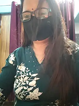 Aishwaryaa 69 online show from 09-18-25, 09:00