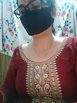 Aishwaryaa 69 online show from 10-15-25, 04:18