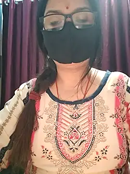 Aishwaryaa 69 online show from 11-30-25, 01:04