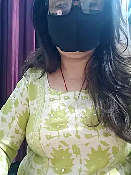 Aishwaryaa 69 online show from 02-18-26, 08:21