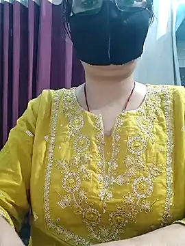 Aishwaryaa 69 online show from 05-08-26, 02:50