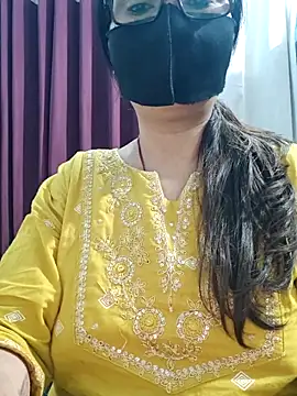 Aishwaryaa 69 online show from 05-29-26, 01:03