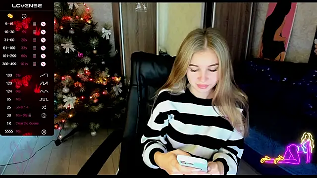  NigoNika online show from 12-12-24, 12:22