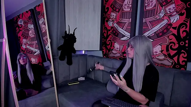 JadeyKhada online show from 10-26-25, 12:27