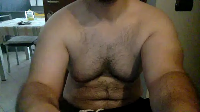 Snapshot of Gladiator_3 chatting on 06-12-26, 08:13 Gladiator 3 online show from 06-12-26, 08:13