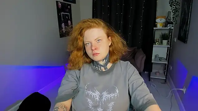 Snapshot of Cassie_xKiss chatting on 09-27-25, 08:14 Cassie xKiss online show from 09-27-25, 08:14