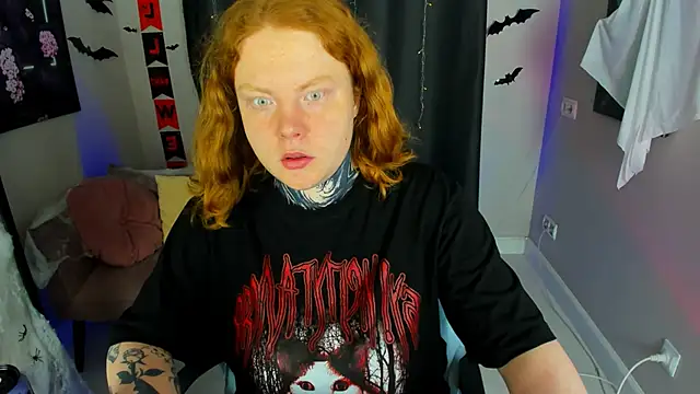 Snapshot of Cassie_xKiss chatting on 10-27-25, 08:57 Cassie xKiss online show from 10-27-25, 08:57